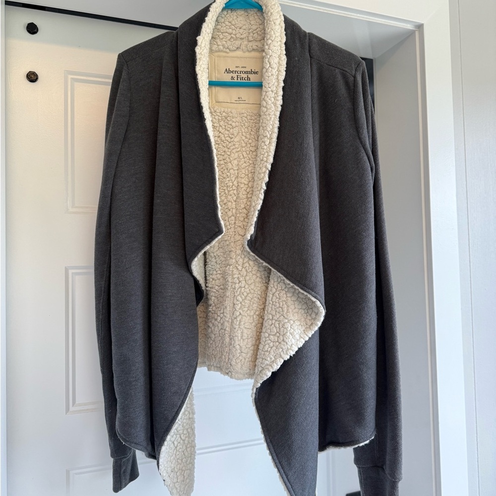 Abercrombie & Fitch Gray and Cream Waterfall Cardigan